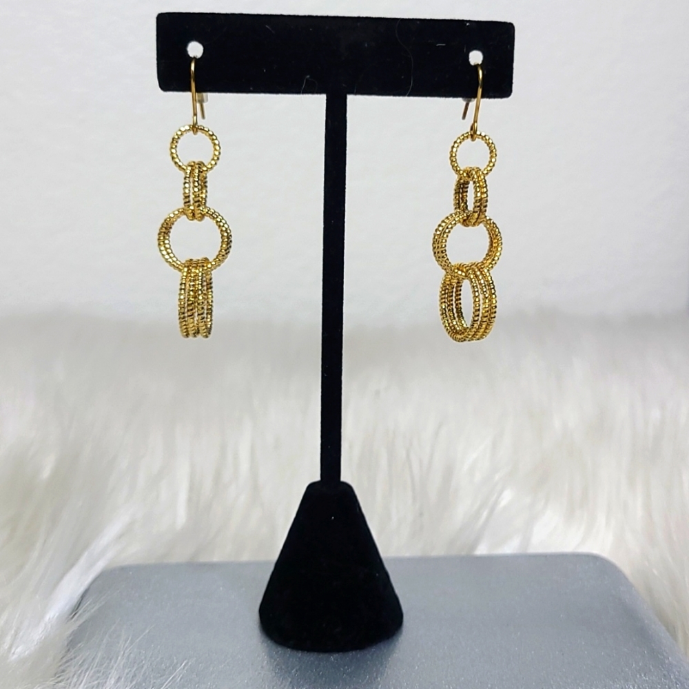 Gold Dangle Earrings Lightweight Brand New Diamond Cut Sparkle 2 in. Long Pretty